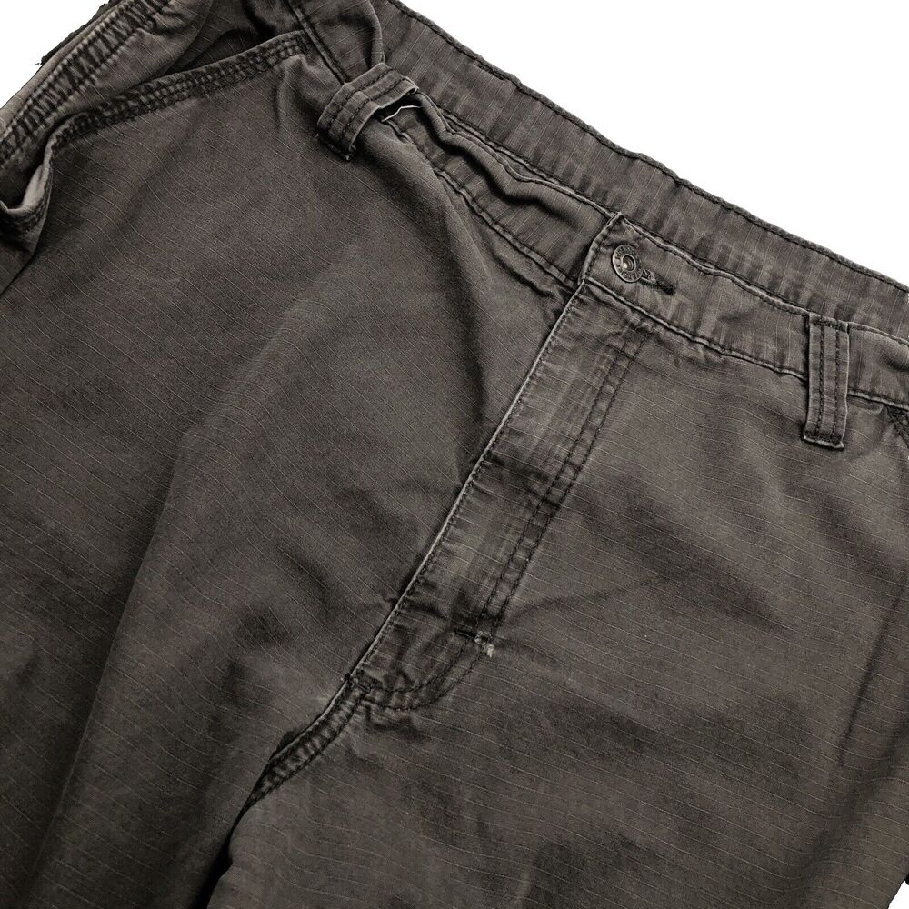 Wrangler Cargo Pants Men's Size 38 x 30 Hook & Loop Pockets Rip Stop Cotton